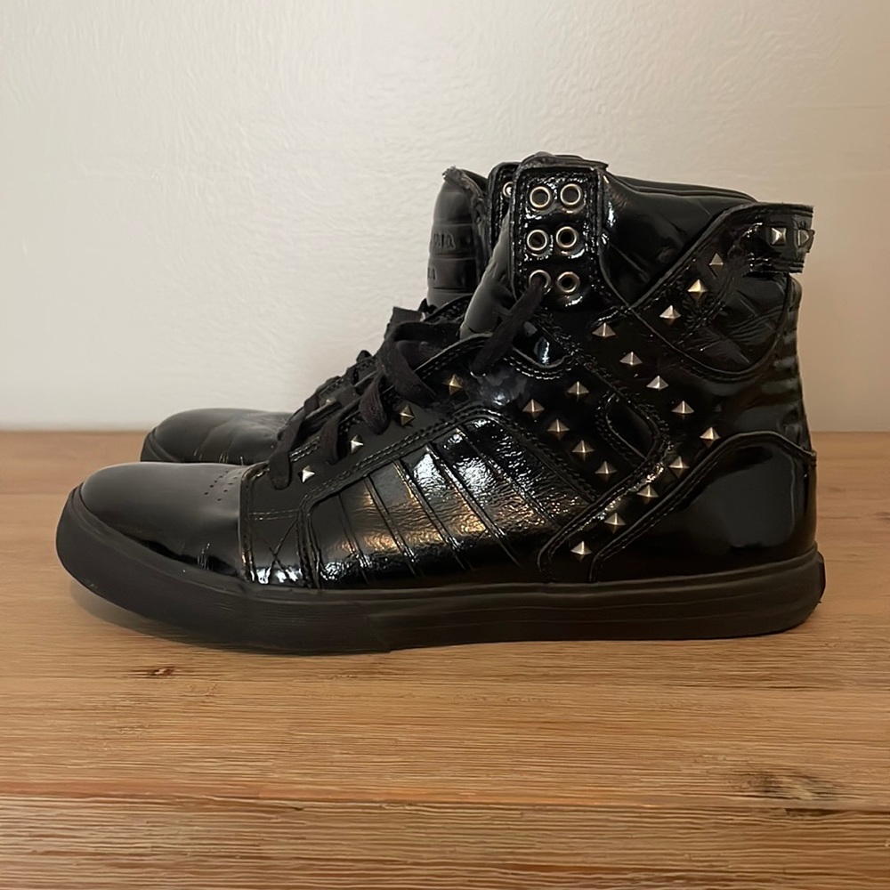 Supra Skytop